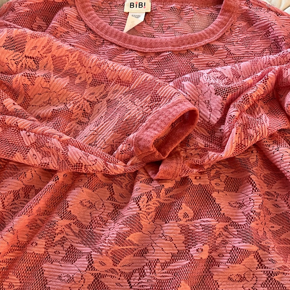 Cute BiBi lace pullover in pink